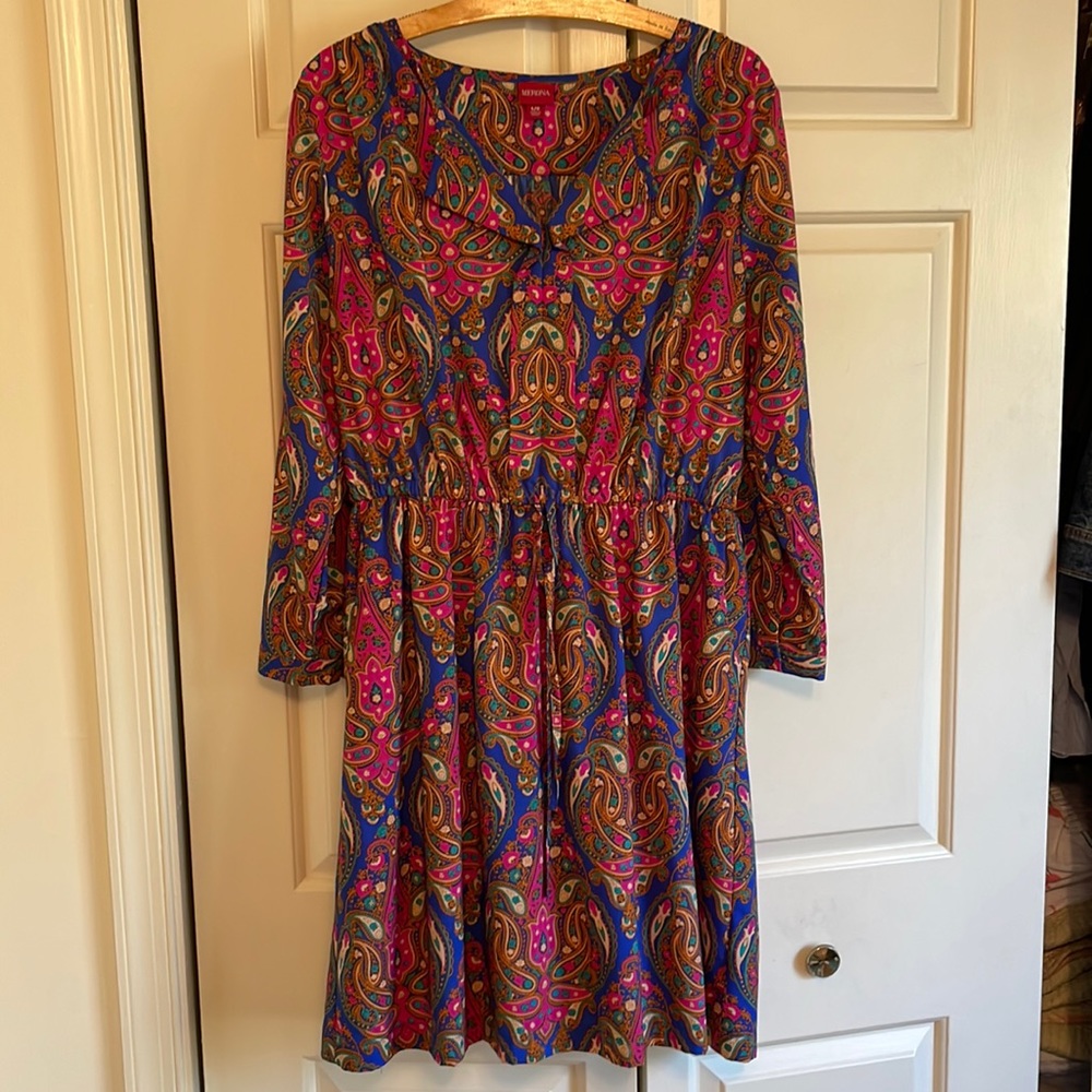 MERONA size large printed dress with pockets .  38 inches long